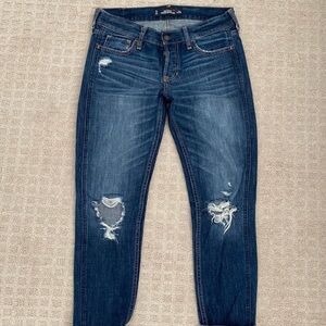 Hollister Co women’s Vintage Distressed Dark Wash boyfriend Jeans pants size 24